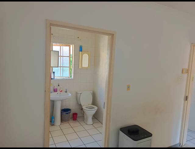 2 BEDROOM APARTMENT FOR SALE IN PELHAM